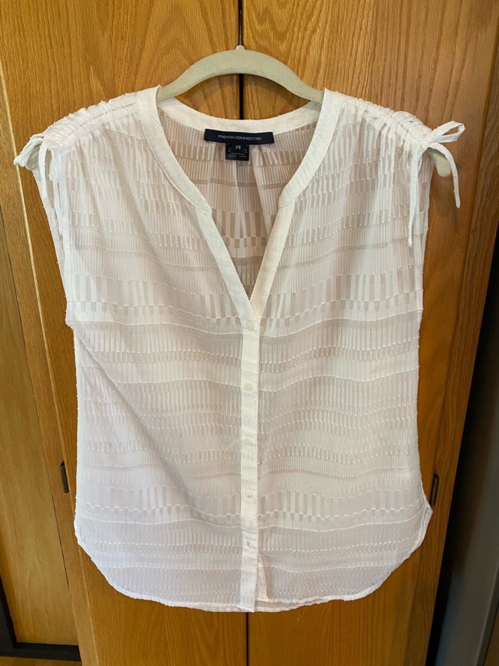 French Connection White Textured Sleeveless Button-Up Top with Tie Shoulders